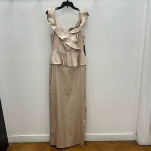 Aidan Mattox by Adrianna Papell maxi holiday dress 8